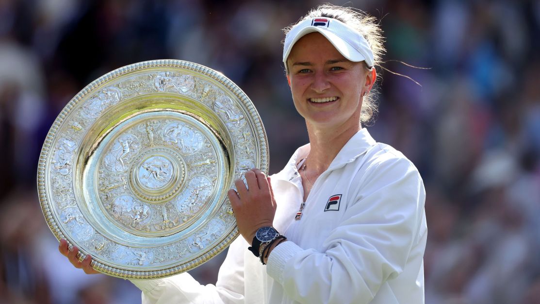 Krejcikova derrota Paolini e conquista primeiro título em Wimbledon