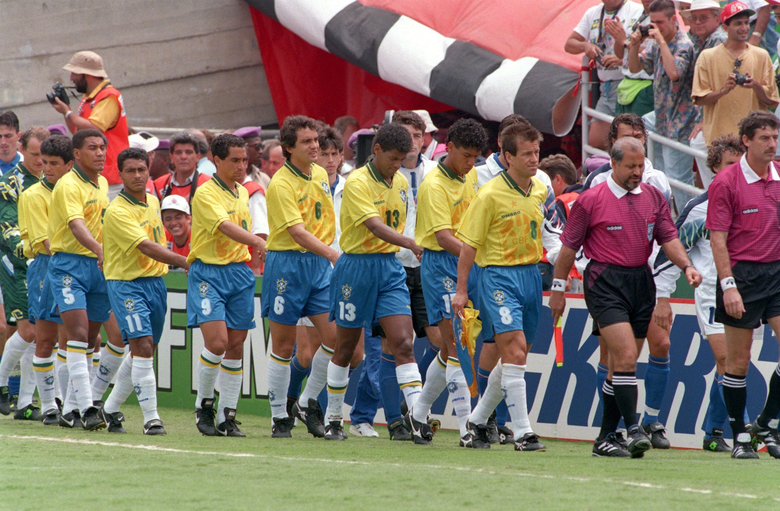 Quem foram os jogadores cortados da Seleção antes do tetra em 94?