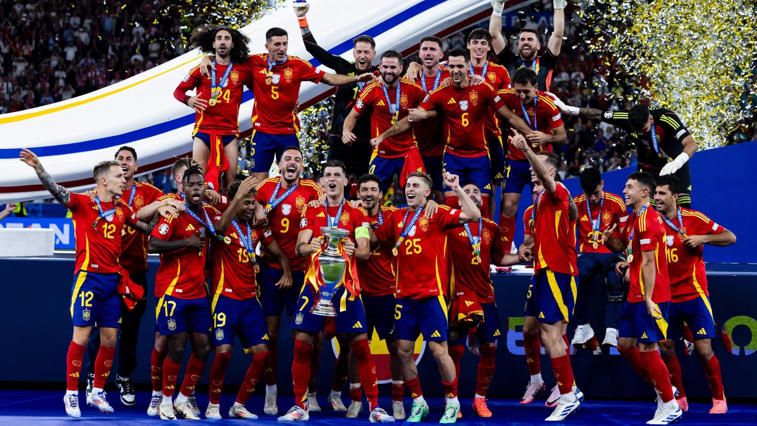 Uefa divulga seleção da Eurocopa com 6 campeões pela Espanha; veja