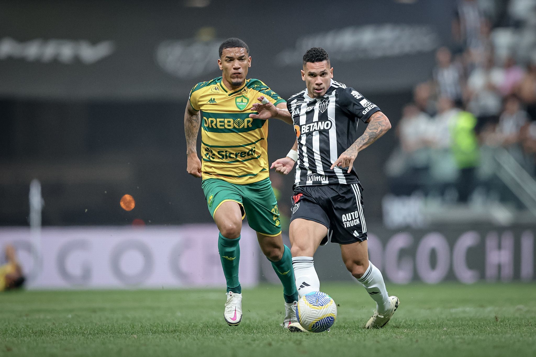 Com time misto, Atlético-MG empata com Cuiabá e segue distante do G6 do Brasileirão