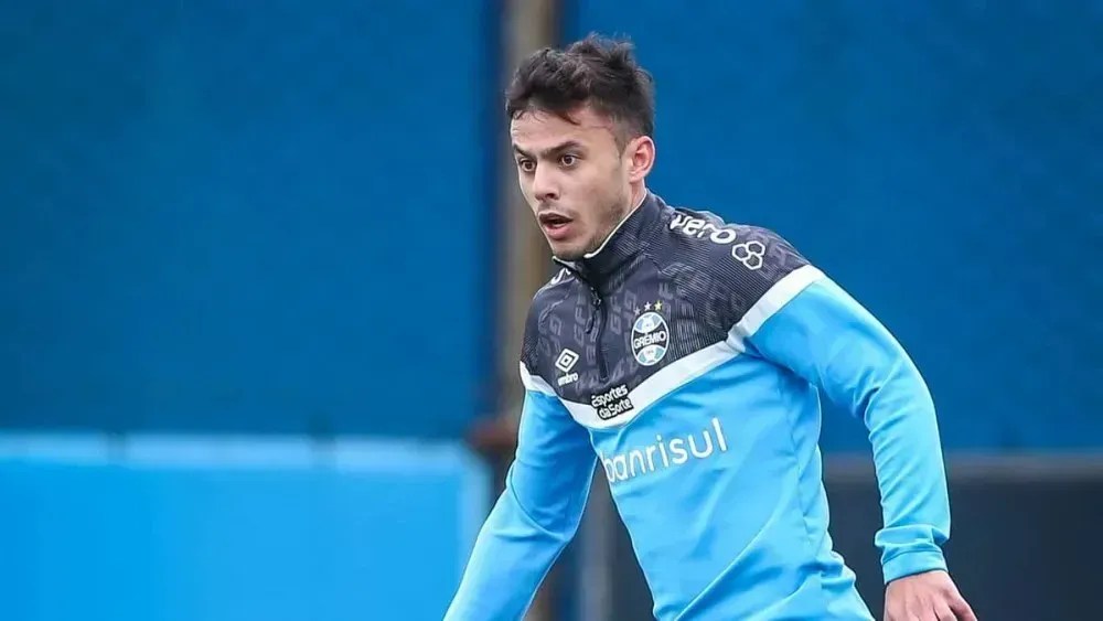 Carballo deixa o Grêmio rumo a time da MLS