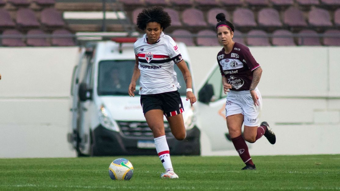 São Paulo bate Ferroviária e classifica para final do Brasileirão Feminino