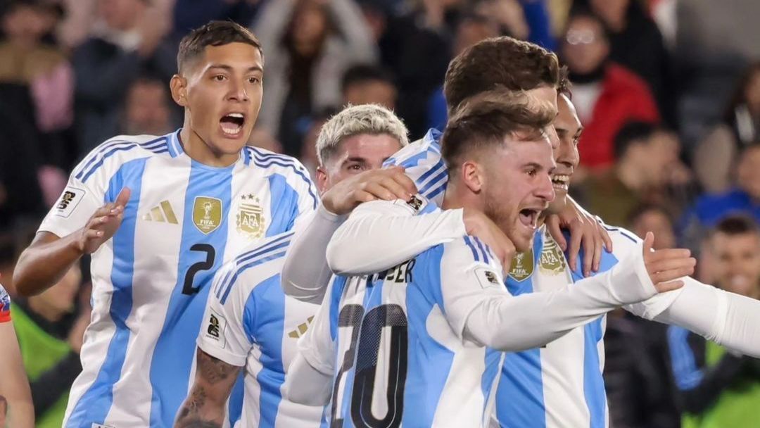 Argentina vence Chile e aumenta vantagem na liderança das Eliminatórias da Copa