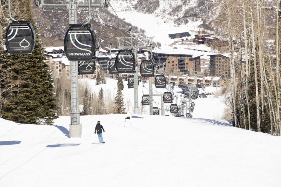 Famosa estação de esqui Aspen Snowmass ganha novo teleférico de alta velocidade