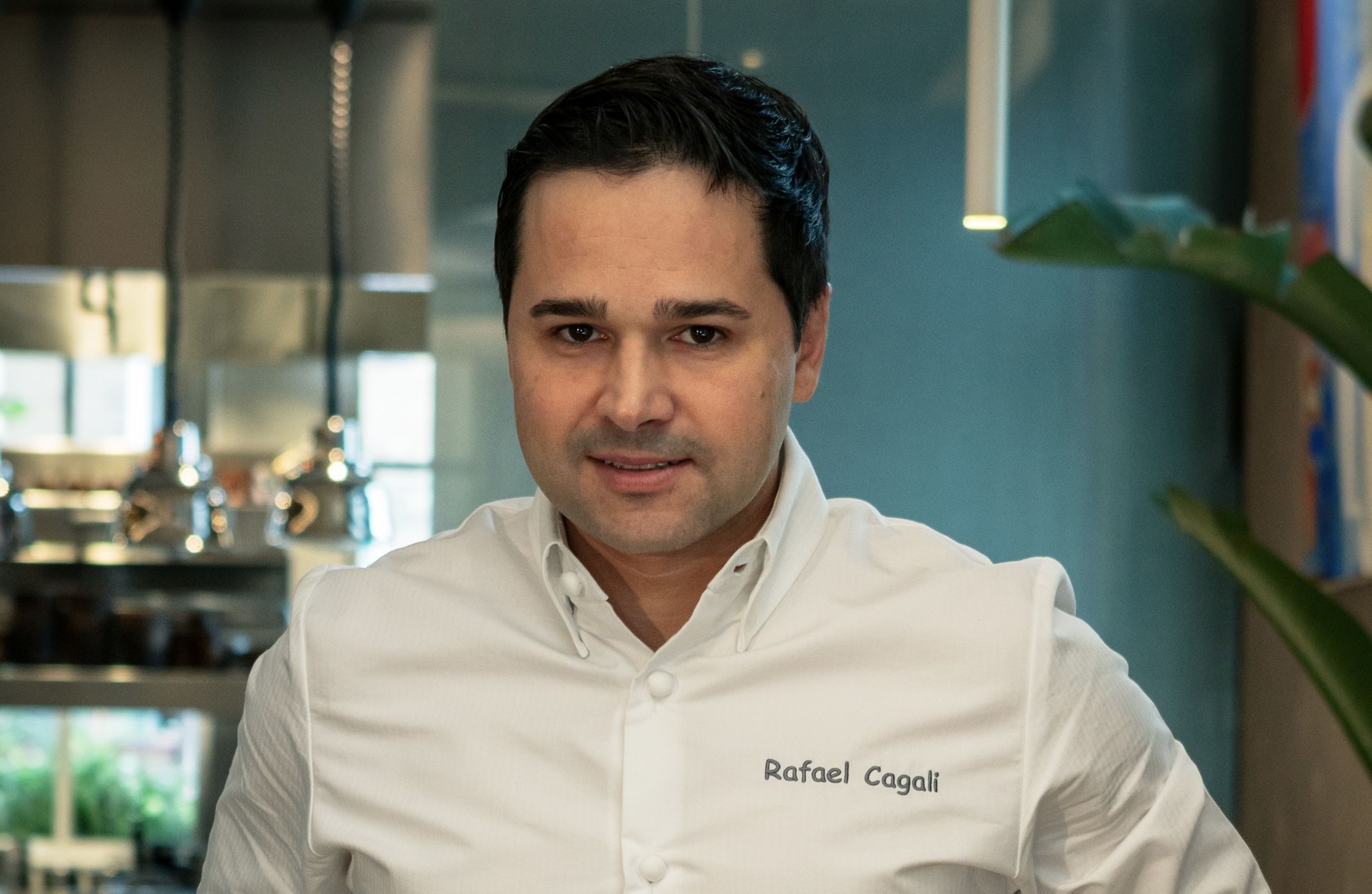 Chef Rafael Cagali se prepara para abrir seu primeiro restaurante no Brasil 