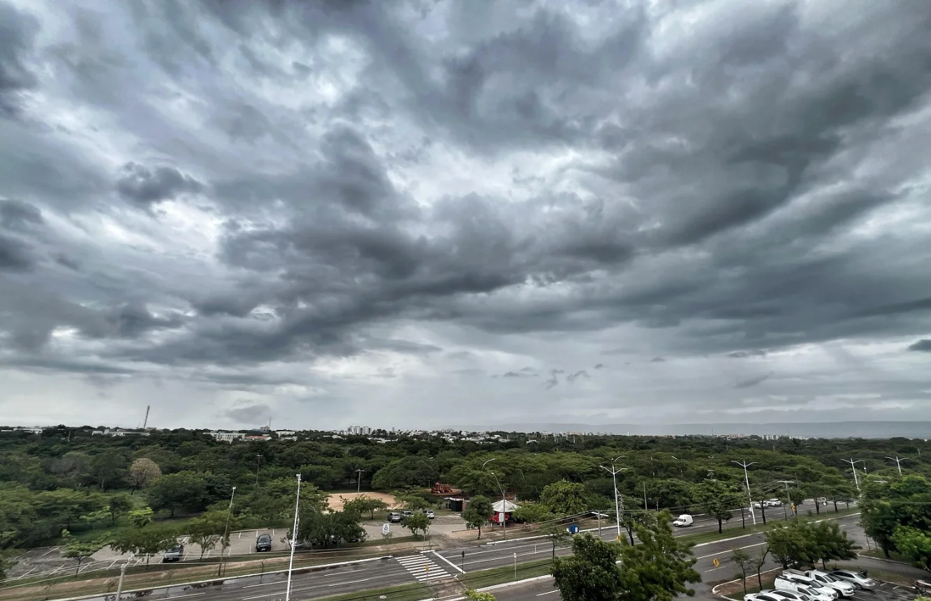 Tocantins sob alerta de chuvas intensas e ventos fortes: saiba o que esperar